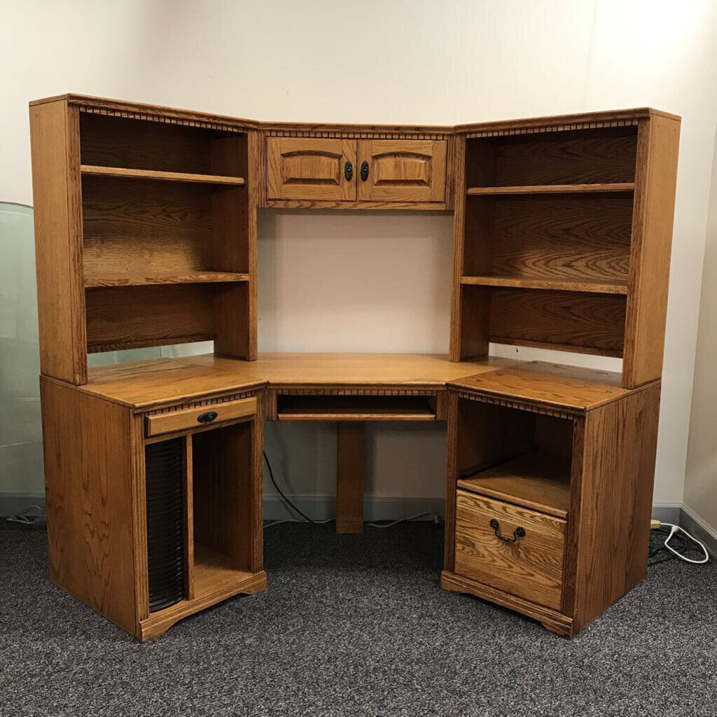 Oak Desk With Bookcases