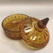 Load image into Gallery viewer, Vintage Classic Amber Glass Candy Dish w Lid (7&quot; x 6&quot;)
