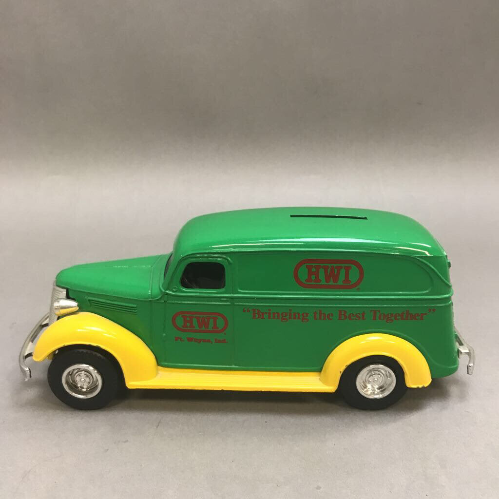 Ertl Green HWI Delivery Van Vehicle #22 93 (8