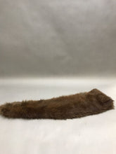 Load image into Gallery viewer, Vintage Genuine Brown Fox Fur Collar (52&quot;)
