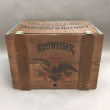 Load image into Gallery viewer, Vintage 1970s Budweiser Anheuser-Busch Wooden Crate w/ Hinged Lid (12x12x17.5)
