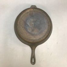 Load image into Gallery viewer, Vintage Cast Iron USA 8 CF D Chicken Fryer Skillet USA (10&quot;)
