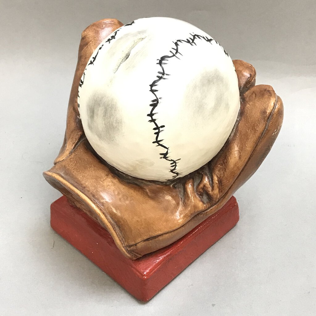 Gianelli's Art Products Ceramic Baseball & Glove Bank (~7.75