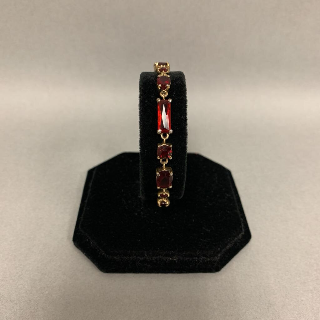 Gold Plated Red Crystal Bracelet (7.5