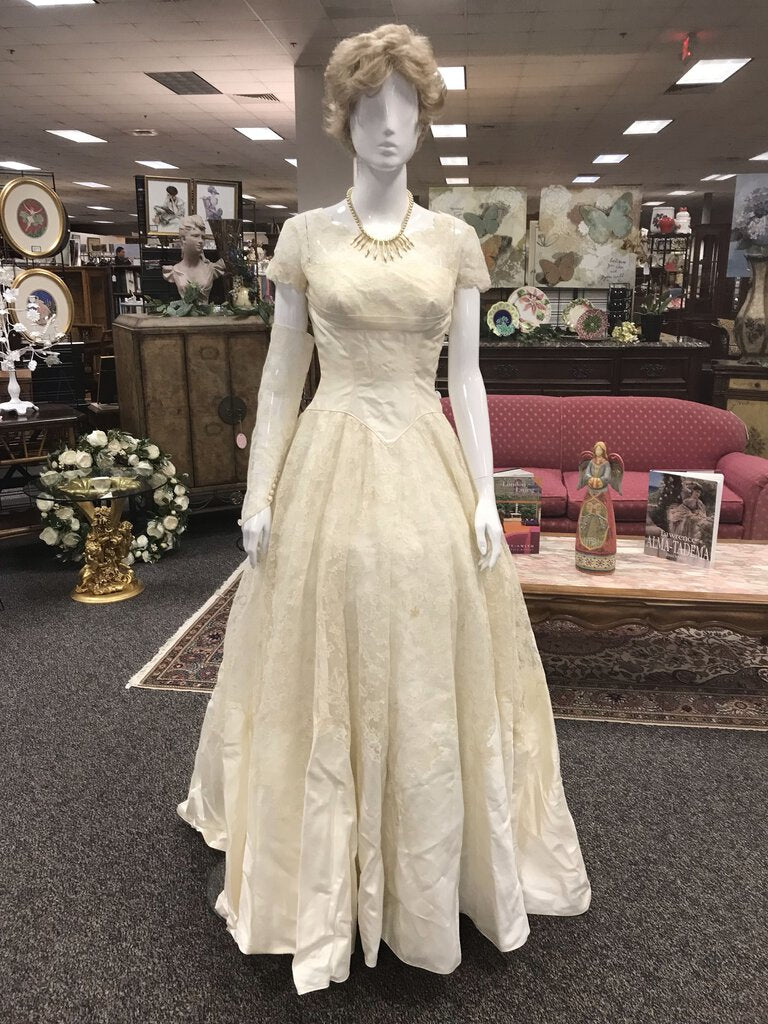 Vintage Wedding Dress with Under Slip S/M