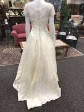 Load image into Gallery viewer, Vintage Wedding Dress with Under Slip S/M
