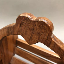 Load image into Gallery viewer, Wooden Heart Basket (9x8x7)
