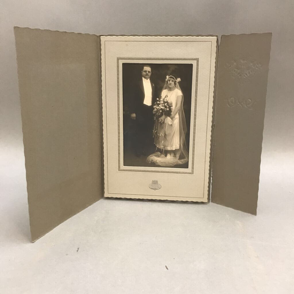 Vintage Fold Out Bride & Groom Photograph (5x7)