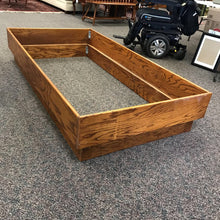 Load image into Gallery viewer, Oak Twin Bed Frame (15x76x40)
