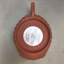 Load image into Gallery viewer, Bath &amp; Body Works Large Candle Holder 3 Wick (5")
