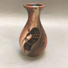 Load image into Gallery viewer, Cedar Mesa Native Pottery Bud Vase (5&quot;)
