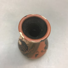 Load image into Gallery viewer, Cedar Mesa Native Pottery Bud Vase (5&quot;)
