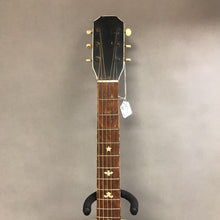 Load image into Gallery viewer, Vintage F-Hole Acoustic Guitar (39&quot;)
