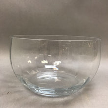 Load image into Gallery viewer, Large Clear Glass Bowl (6x9)
