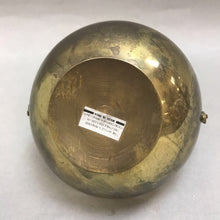 Load image into Gallery viewer, Vintage Small Brass Basket (5&quot;)
