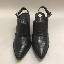 Load image into Gallery viewer, Chinese Laundry Black Faux Crocodile Leather Slip On Shoes New (Sz 9)
