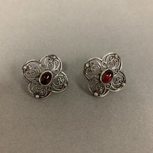 Load image into Gallery viewer, Sterling Filigree Garnet Earrings (1&quot;)
