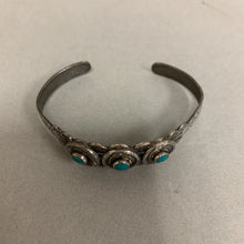 Load image into Gallery viewer, Silver Plated Faux Turquoise Snake Setting Cuff Bracelet
