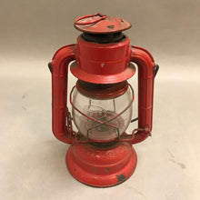 Load image into Gallery viewer, Dietz Comet Lantern (9&quot; Tall)
