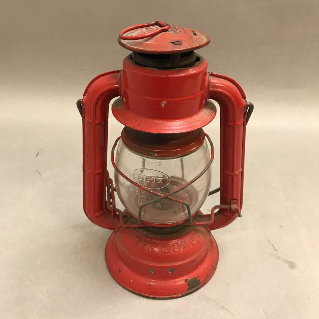 Dietz Comet Lantern (9