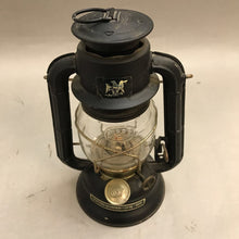 Load image into Gallery viewer, Dietz No. 50 Bicentennial Lantern (9&quot; Tall)
