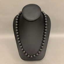 Load image into Gallery viewer, Hematite Beaded Necklace (28&quot;)
