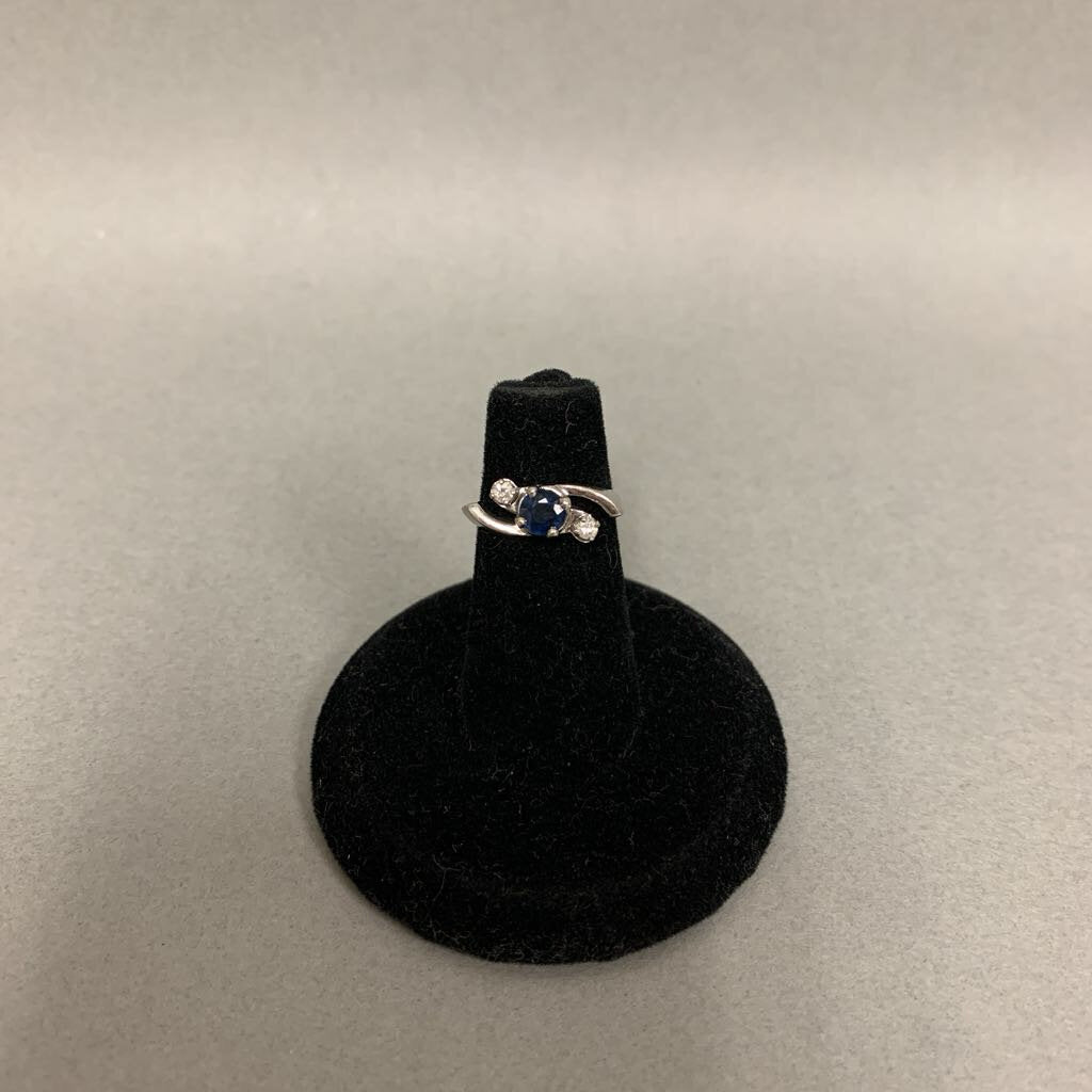 14K White Gold Sapphire Diamond Ring sz 2.25 (2.0g)