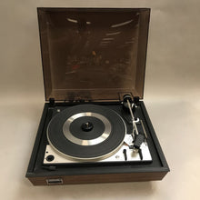 Load image into Gallery viewer, Dual 1225 Record Turntable (16x14x8)
