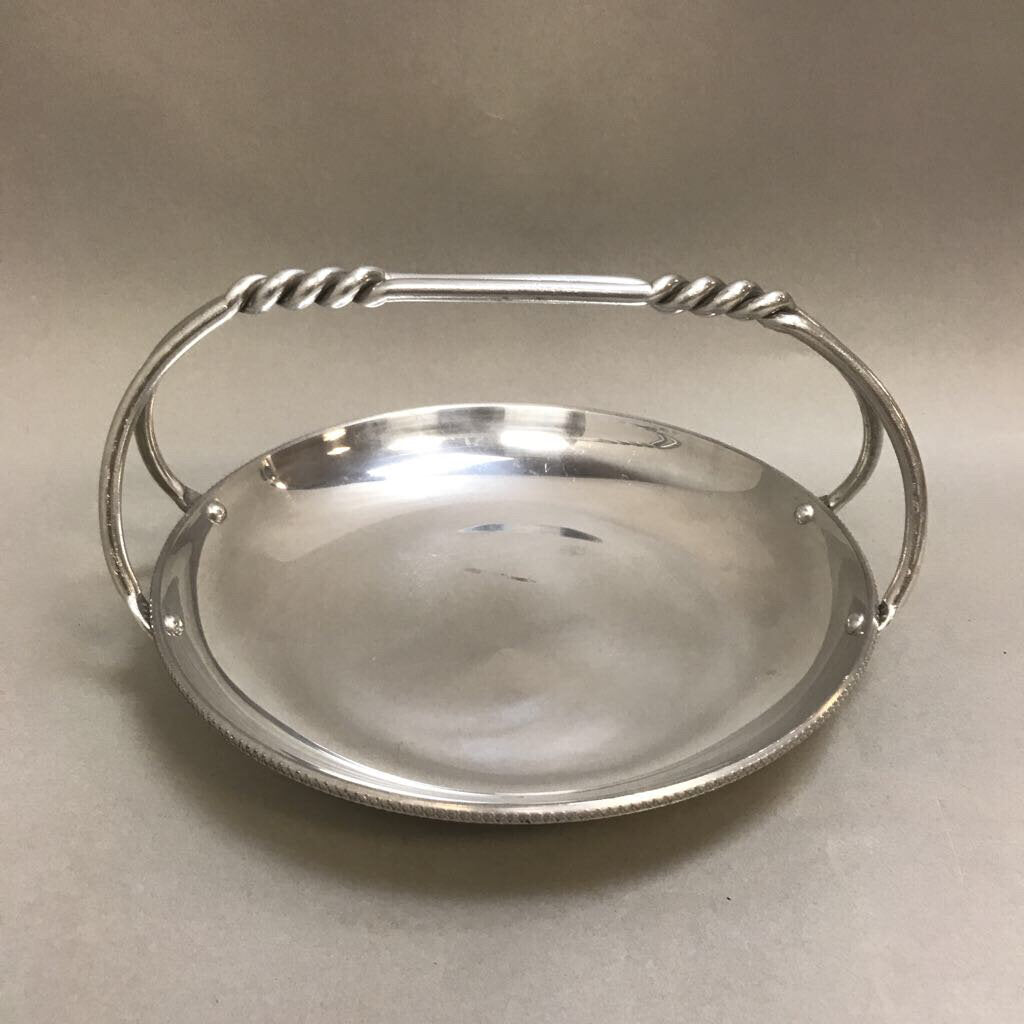 Buenilum Aluminum Tray w/ Twisted Handle (6x9x9)