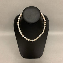 Load image into Gallery viewer, Freshwater Pearl Choker Necklace (16&quot;)
