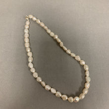 Load image into Gallery viewer, Freshwater Pearl Choker Necklace (16&quot;)
