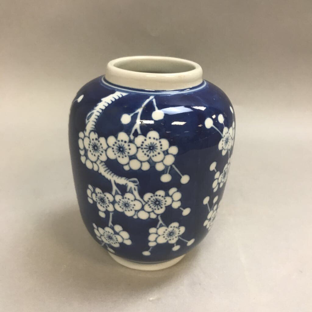 Blue & White Asian Cherry Blossom Ginger Pot (7