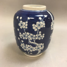 Load image into Gallery viewer, Blue &amp; White Asian Cherry Blossom Ginger Pot (7&quot;)
