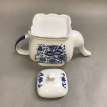 Load image into Gallery viewer, Asian Blue &amp; White Ceramic Tea Pot As Is (2pcs)
