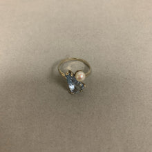 Load image into Gallery viewer, 10K White Gold Aquamarine Pearl Ring sz 5 (2.4g)
