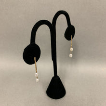 Load image into Gallery viewer, 14K Gold Pearl Drop Earrings (1.3g)
