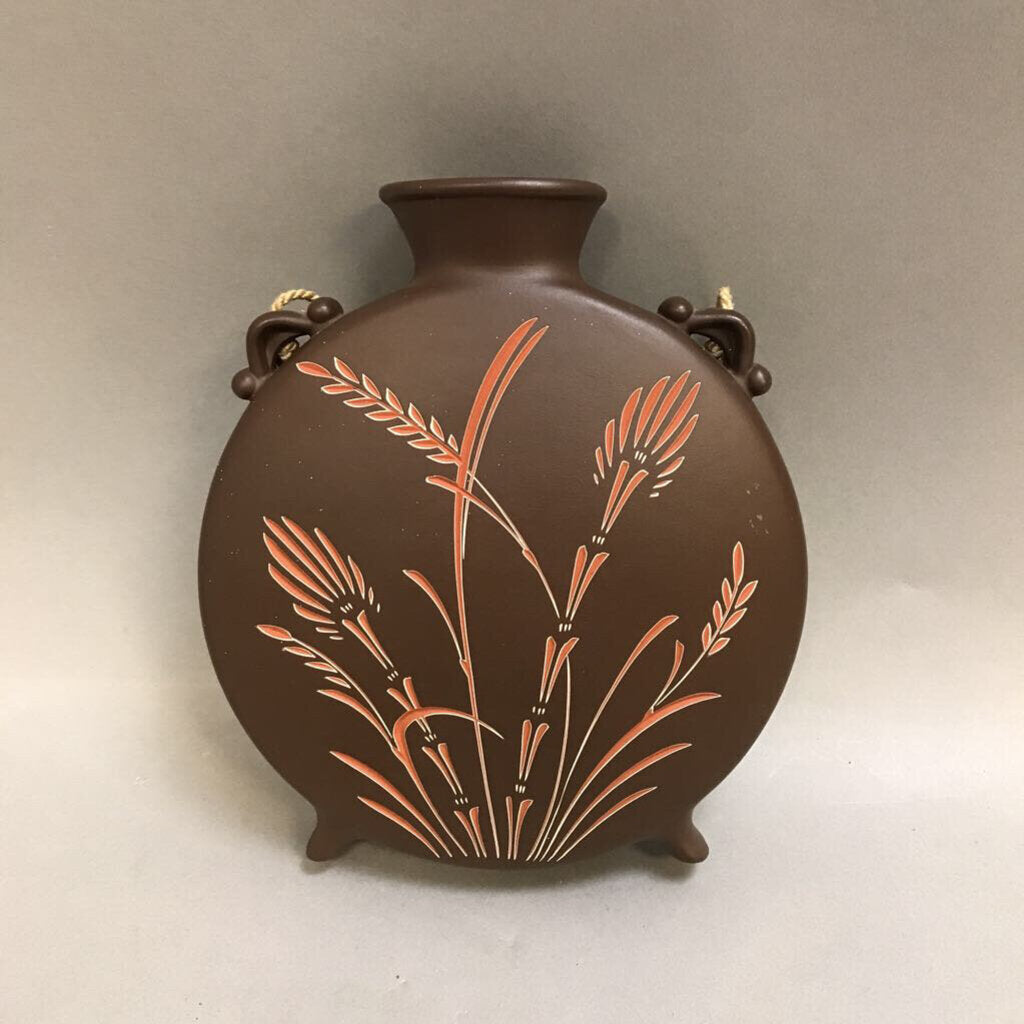 Wormser Terra Sigillata Pottery Vase (7x6x1)