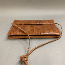 Load image into Gallery viewer, Vintage J Renee Brown Snakeskin Shoulder Bag Purse (7x10&quot;)
