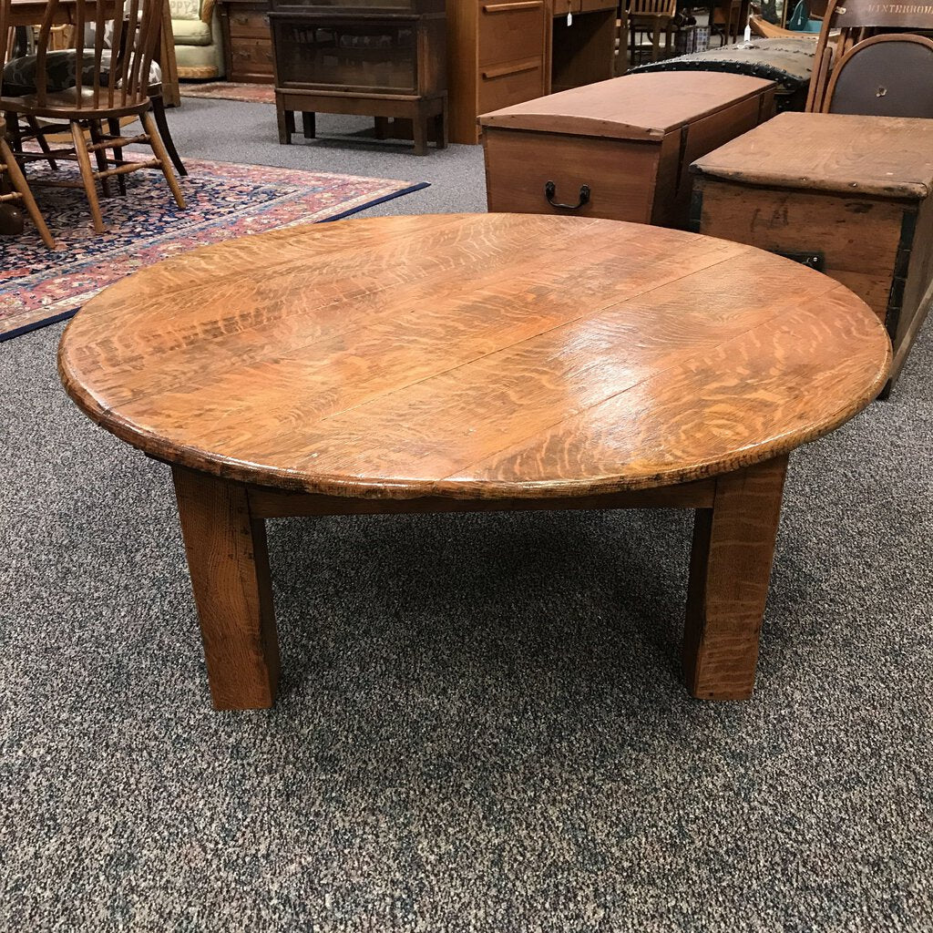 Antique Oak Coffee Table (18x45x45)