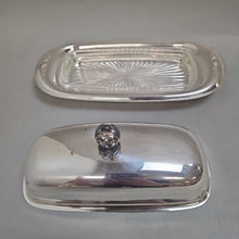 Load image into Gallery viewer, Silverplate Covered Butter Dish (3x8x4)
