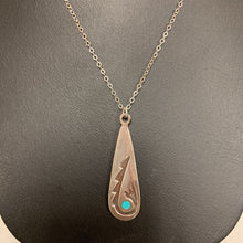 Load image into Gallery viewer, Vintage Sterling Turquoise Etched Drop Pendant on 18&quot; Chain
