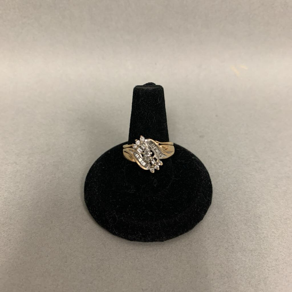 14K Gold Diamond Ring sz 6 (6.0g)