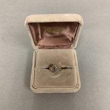 Load image into Gallery viewer, 14K Gold Diamond Ring sz 6 (6.0g)
