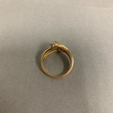 Load image into Gallery viewer, 10K Gold Diamond Ring sz 7 (2.9g)
