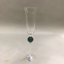 Load image into Gallery viewer, Murano Cenedese Vetri Champagne Flute Green Glass Ball (10&quot;)
