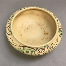 Load image into Gallery viewer, Roseville Pottery Velmoss Scroll low Bowl 118-6 (3x6)
