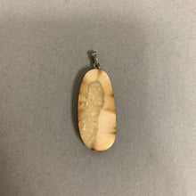 Load image into Gallery viewer, Moose Scrimshaw Etched Antler Pendant (1.25&quot;)
