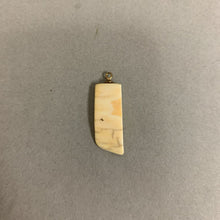 Load image into Gallery viewer, Deer Scrimshaw Etched Antler Pendant (1&quot;)
