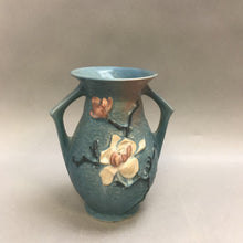 Load image into Gallery viewer, Vintage Roseville Magnolia Double Handled Blue Vase 90-7 As Is (7&quot;)
