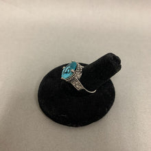 Load image into Gallery viewer, Sterling Blue Crystal Ring sz 6.5
